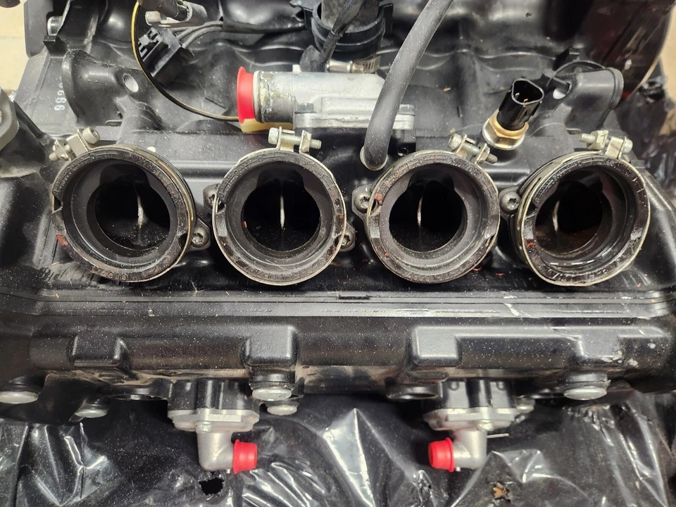 Kawasaki Z1000 2010 motor 14001-0600 Foto 4 de 4