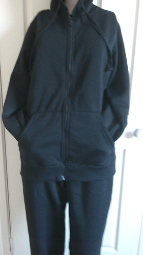 BRILLIANT BASICS. BLACK HOODED TRACK PANTS SUIT. SIZE S. ZIP UP JACKET. - Picture 5 of 16