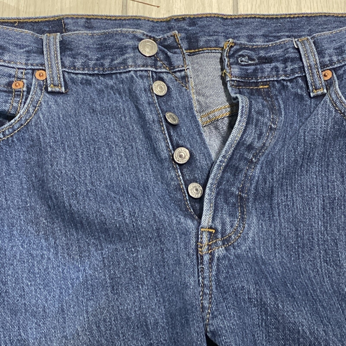 Levis 501 Jeans Mens 33x32 Blue Button Fly Vintage Whisker | eBay