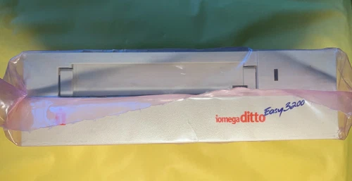 Drive iomega ditto, IO3020 Wi, Internal Tape Drive , Easy 3200 NOS