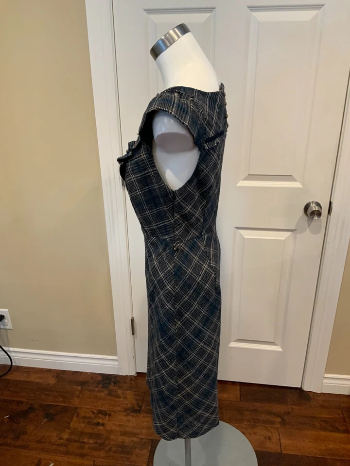Vestido a Cuadros Floreat Anthropologie Gris y Azul con Volantes con Flor, Talla 4 (EE. UU.) Foto 4 de 4