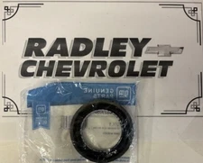NEW GM OEM REAR DIFFERENTIAL- PINION SEAL- GENERAL MOTORS GMC 92230584