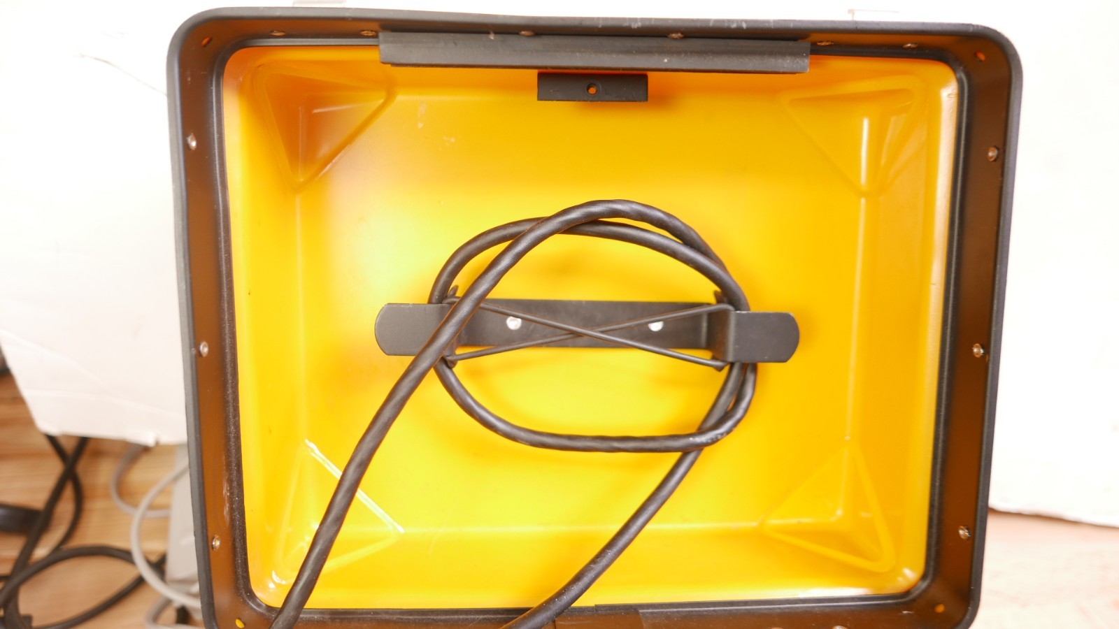 Biddle Megger DET 2/110 - Digital Earth (Ground) Tester w cable & carrying bag