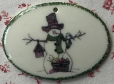 Vtg. Gerald HENN Pottery Mr. Shivers Snowman Ornament / Basket Tie-On Green Trim