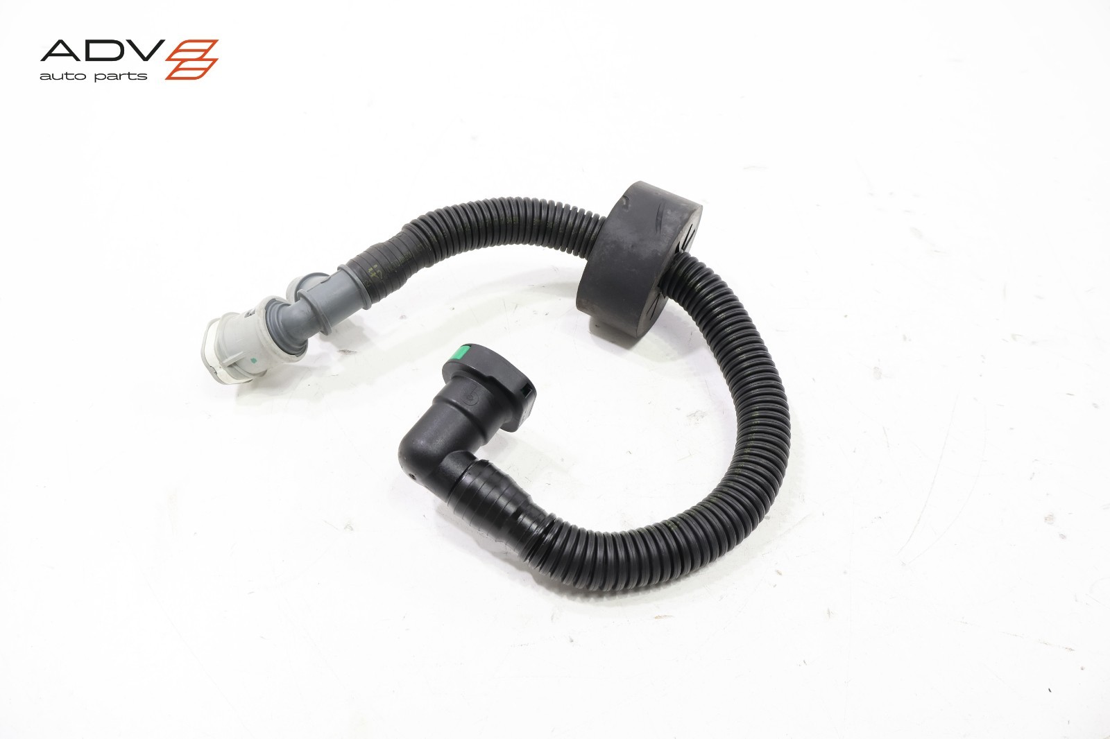 2014 - 2020 BMW i8 I12 FUEL EMISSION SYSTEM VENT HOSE TUBE PIPE OEM