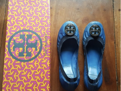 TORY BURCH WOMEN'S CAROLINE MESTICO ELASTIC LEATHER FLATS-BLUE, Size 8