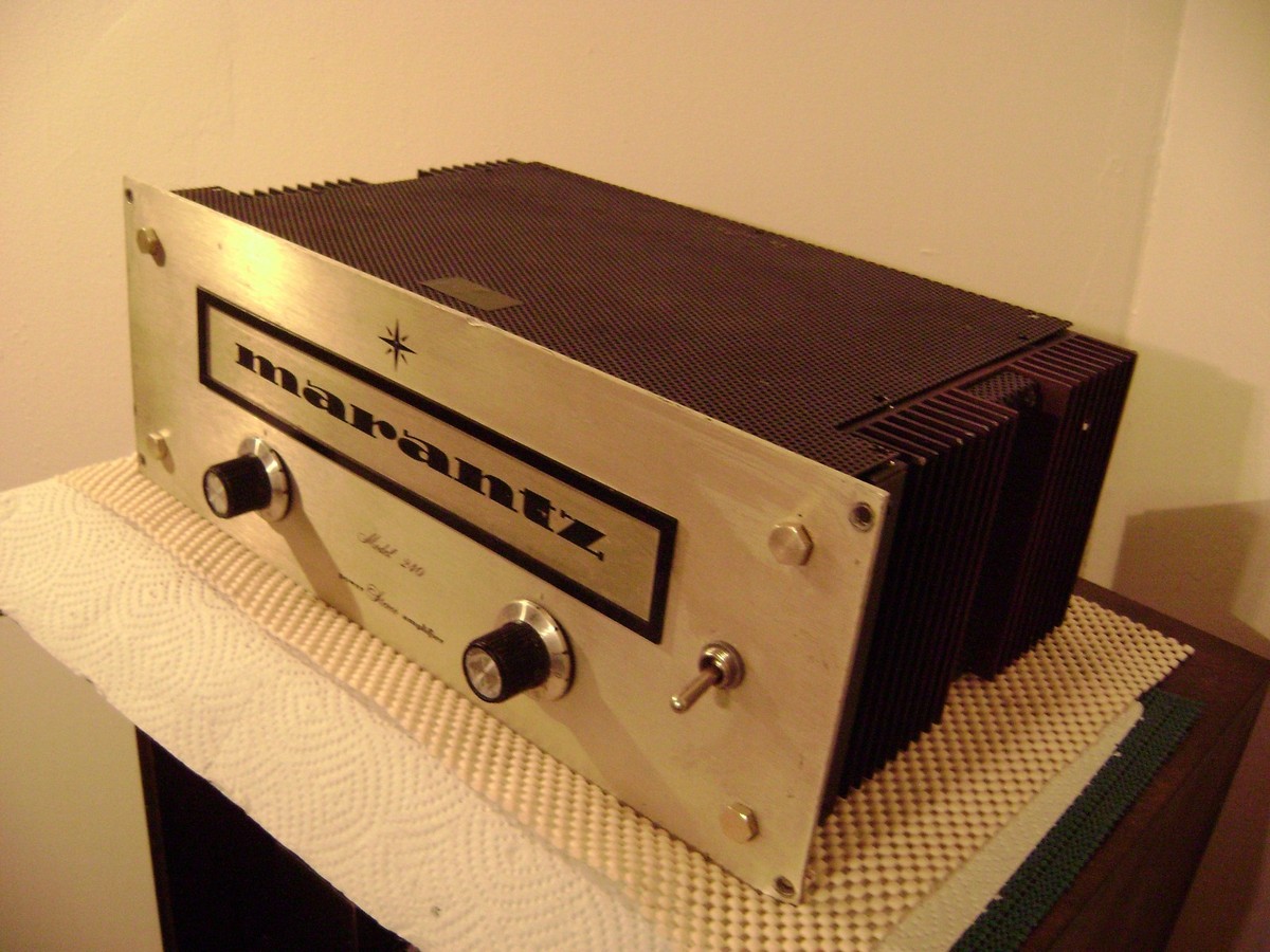 MARANTZ MODEL 240 POWER AMPLIFIER *****CUSTOM CABINET IF