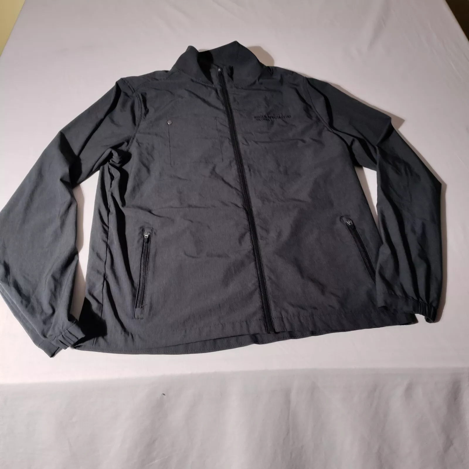 vuori venture track dark jacket