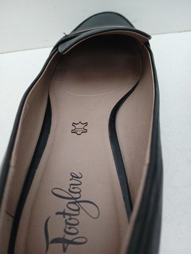M&S size 7.5 Footglove Ladies Flat Slip On Black Leather Shoes Cushioned Footbed - Picture 18 of 20