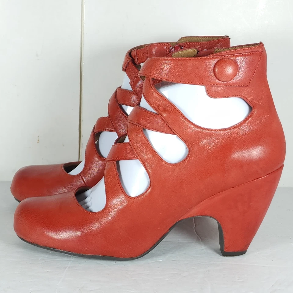 Miz Mooz Women's Sedona US 8,5M Red Leather InSide Zip Caged Heels Pumps Shoes - Image 2 of 4