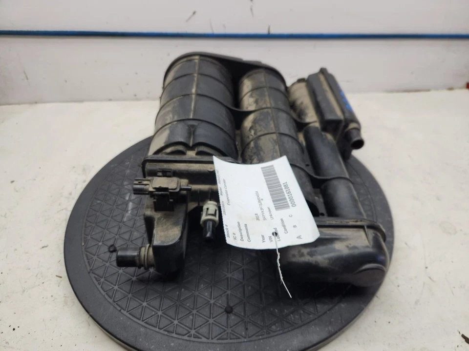 Bote de vapor de combustible RIDGELINE 2018 762277 Foto 2 de 3