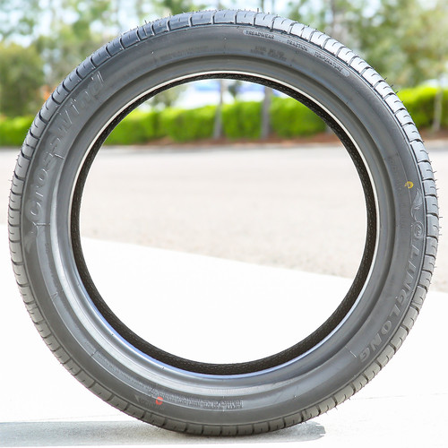 Tire Crosswind by Linglong All Season UHP 235/40R18 95W XL A/S High Performance - Picture 3 of 8