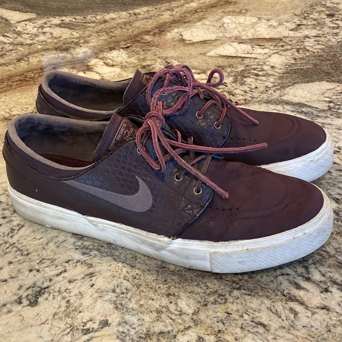 Mens Nike SB Stefan Janoski Premium Deep Burgundy Shoes 375361-651 Size 8 Janoski GS Burgundy Crush Black Suede Nike SB Youth  main image 3