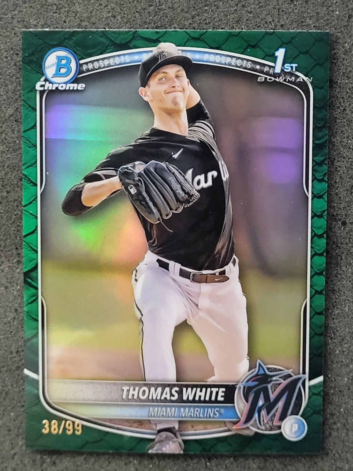 2025 Bowman Chrome Prospects Thomas White BCP-69 Reptilian Green (RC)  /99
