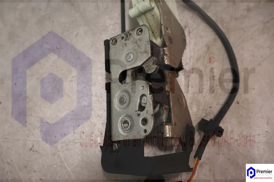 Se adapta a DAF LF Manija de Puerta Mecanismo de Cerradura OS RH Parte Nº 1406628 1406624 FCF Foto 4 de 4