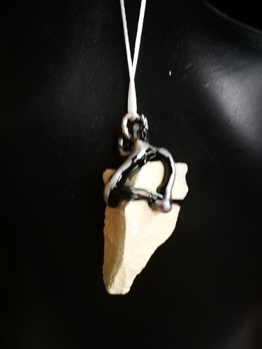 Uncut Gemstone Magic Power Amulet Raw Stone Blessing Spell Witch Familiar Ghost - Picture 12 of 24