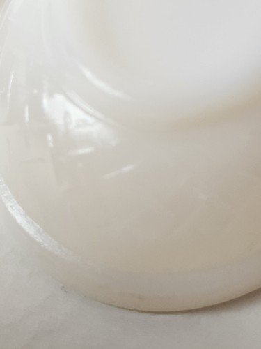 VINTAGE MILK WHITE GLASS MINIATURE CHICKEN HEN ON NEST CANDY MINT TRINKET DISH - Picture 8 of 10