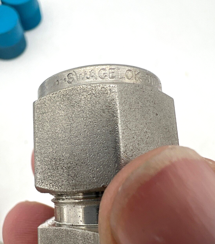 Lot 9 Variety of SWAGELOK 1/2" Tube NPT Pipe SAE Fittings SS 316 Bulkhead Elbows - Picture 6 of 16