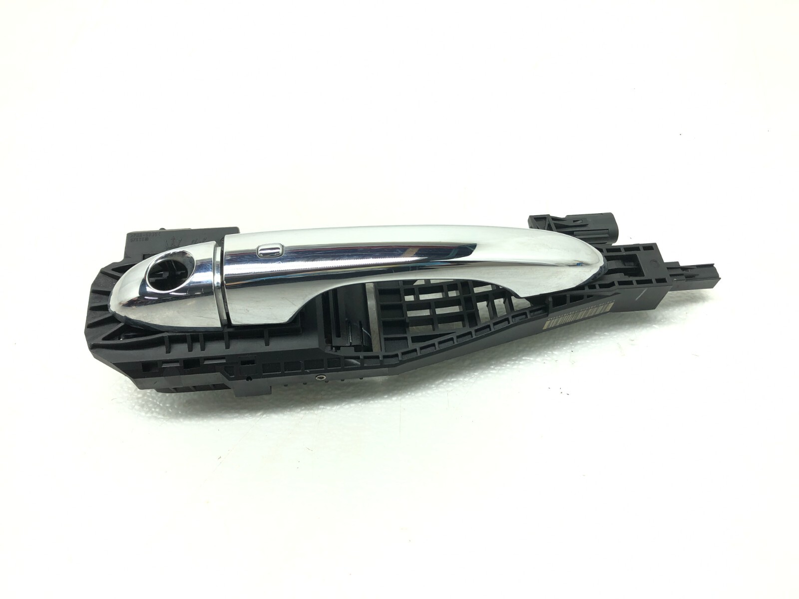2017-2020 MASERATI LEVANTE LEFT DRIVER FRONT EXTERIOR DOOR HANDLE OEM.