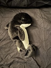 RARE RETIRED 1996 Waves the Whale TY BEANIE BABY NEAR MINT CONDITION