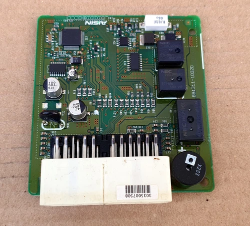 Toyota 4Runner V6 4x4 4WD Transfer Case Control Module 89530-35312 - Picture 4 of 9