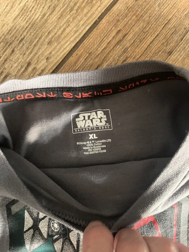 Camisa manga larga Star Wars Galaxy’s Edge- Defend The Galaxy niño talla XL Foto 3 de 4