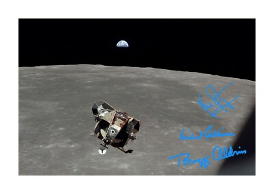 Apollo 11 Mondlandefähre von Kommandomodul A4 aus gesehen signiert Poster Rahmenwahl