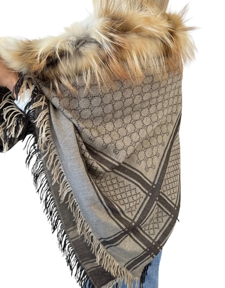 GUCCI Vintage GG Logo Monograma Piel de Zorro Chal Bufanda Envoltura Marrón Gris Lana Seda Foto 3 de 4