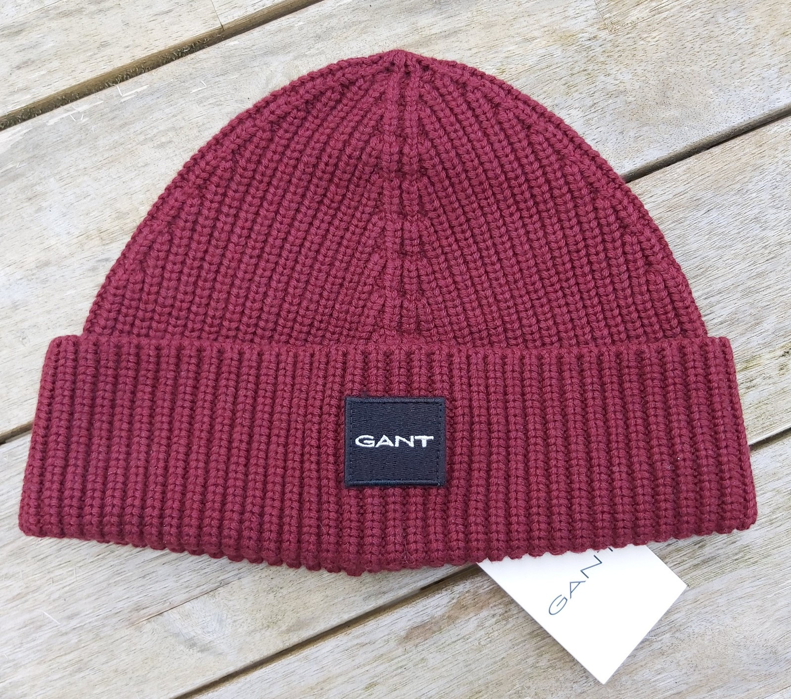 Genuine GANT Plumped Red 10% Wool Ribbed Beanie Hat Adult  NEW Tags