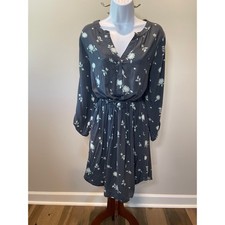 Loft Outlet Size L Light Blue‑Gray Floral Blouson Dress With Tie Waist Fitted