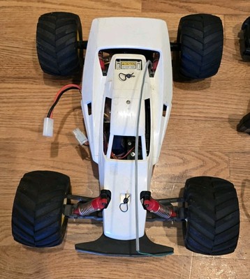 TAMIYA Mad Bull ホビーラジコン Vintage Tamiya Mad Bull 1/10 RC Buggy Remote Control Car Off-Road