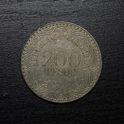 Colombia 200 Pesos 2016 Guacamaya Macaw Coin Republica de Colombia