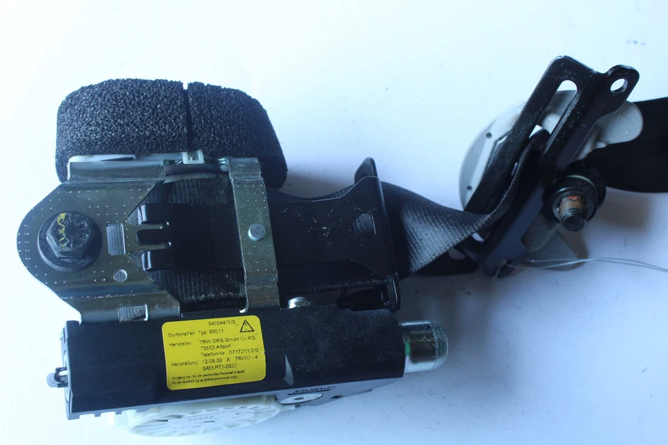 HYUNDAI GENESIS 2009-2010, RETRACTOR CINTURÓN SEGURIDAD PASAJERO DELANTERO DERECHO NEGRO C122 Foto 3 de 4