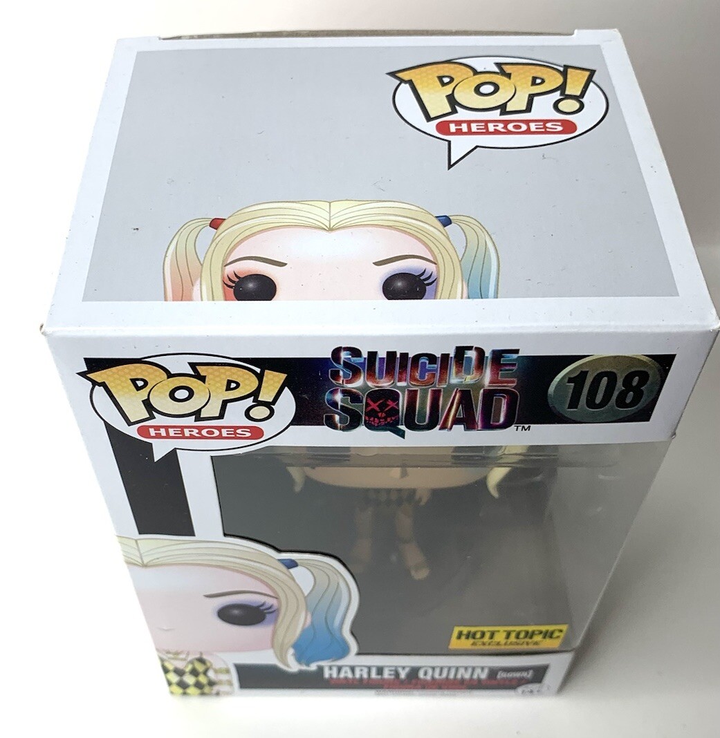 FunkoPop！108 HARLEY QUINN goww 限定版 Amazon.com: Funko POP! Suicide Squad Harley Quinn Gown