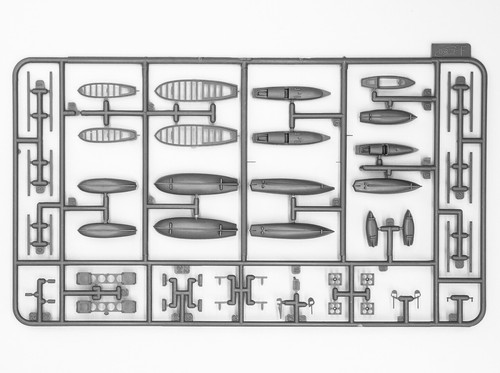 WWI German Battleship SMS "Kronprinz" Plastic Model Kit 1/350 ICM S003 - Picture 4 of 12
