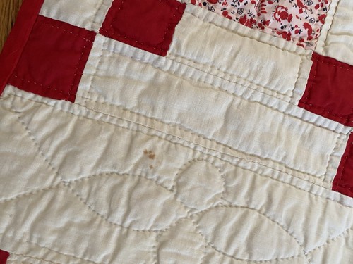 Fantastica Trapunta Vintage Blocco Nove Patch Cucita a Mano Casale Rosa Rosso 77" x 89" - Foto 6 di 21
