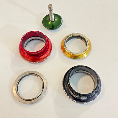 Chris King Rasta Dreadset 1-1/8