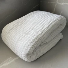 Bedsure 100% Cotton Blanket Queen Size Breathable & Soft Woven Waffle White