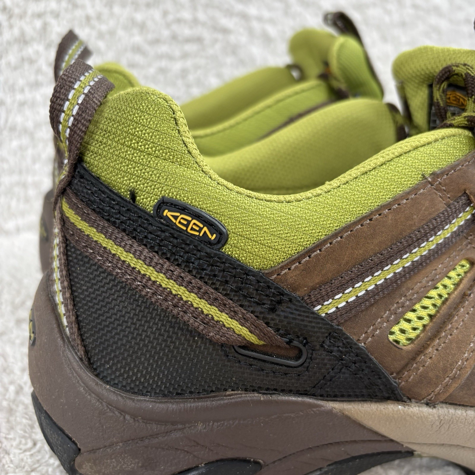 Scarpe Keen donna 10 5 marrone giallo pietra focaia bassa punta acciaio lavoro pelle stringate