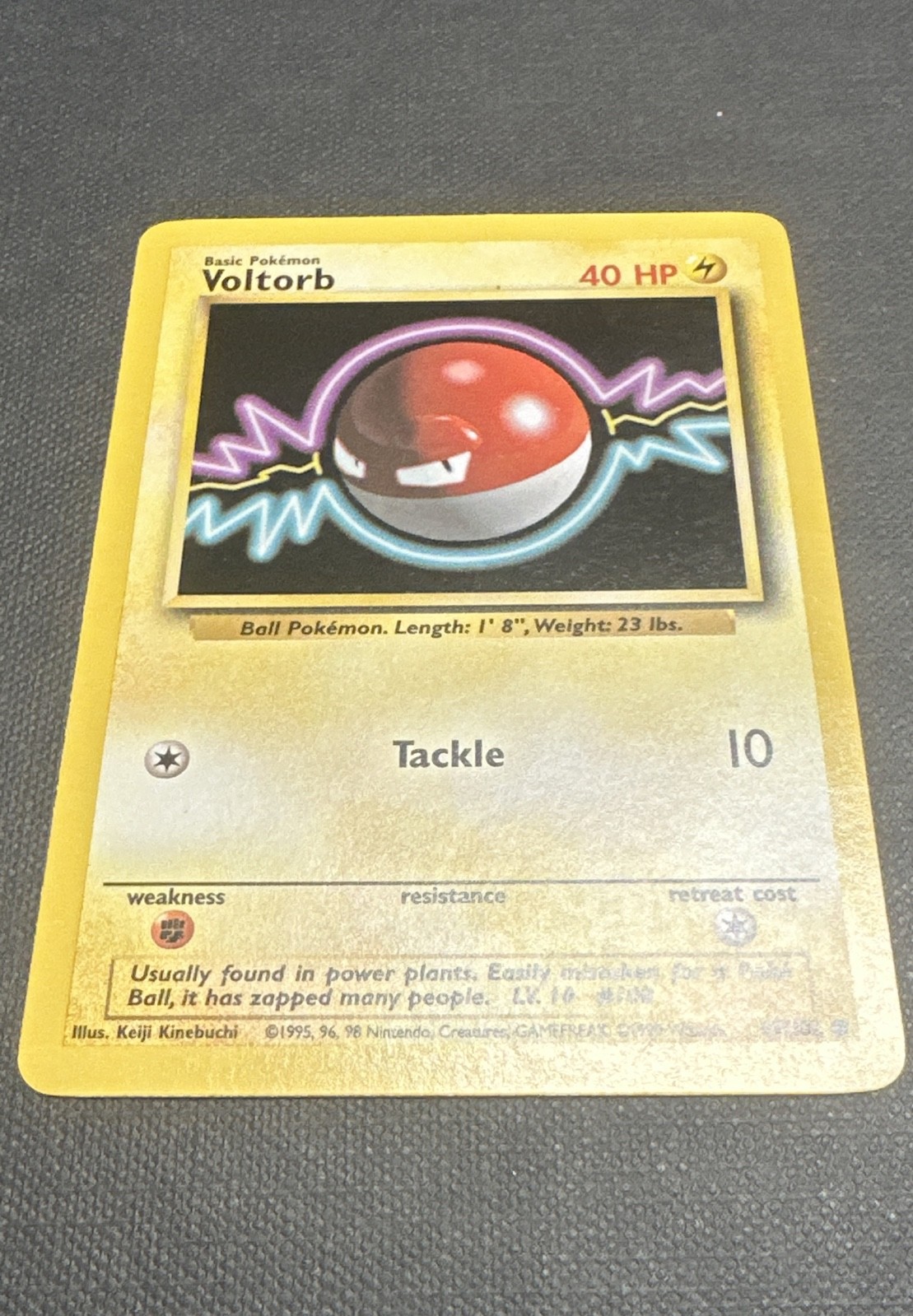 Voltorb 067/102 Base Set Regular