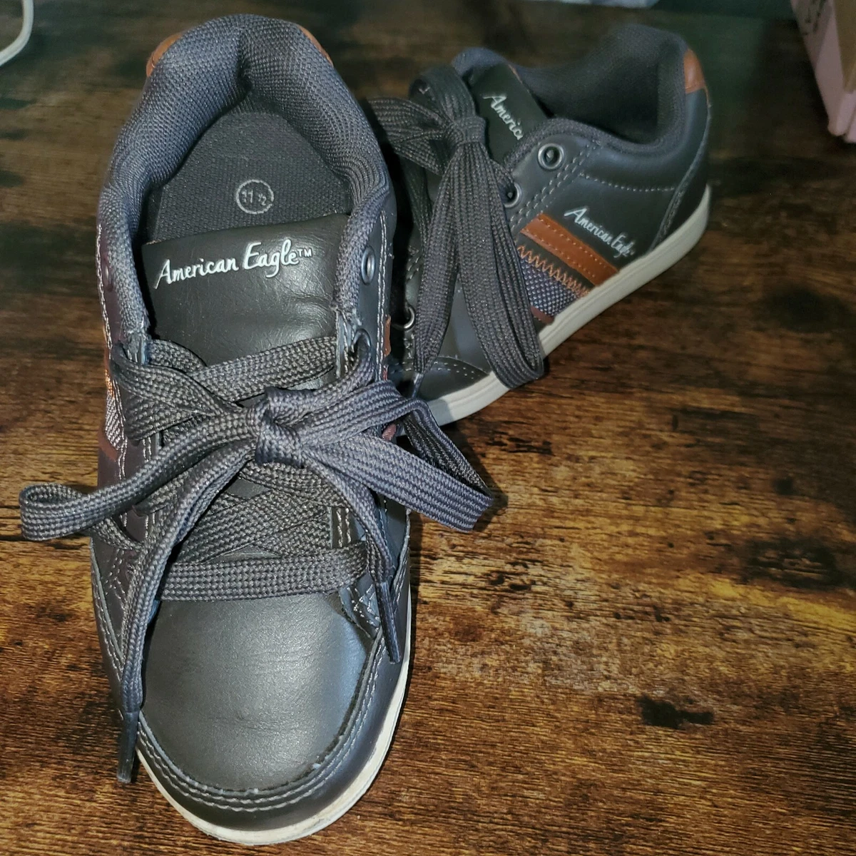 Boys tennis shoes size 2 store