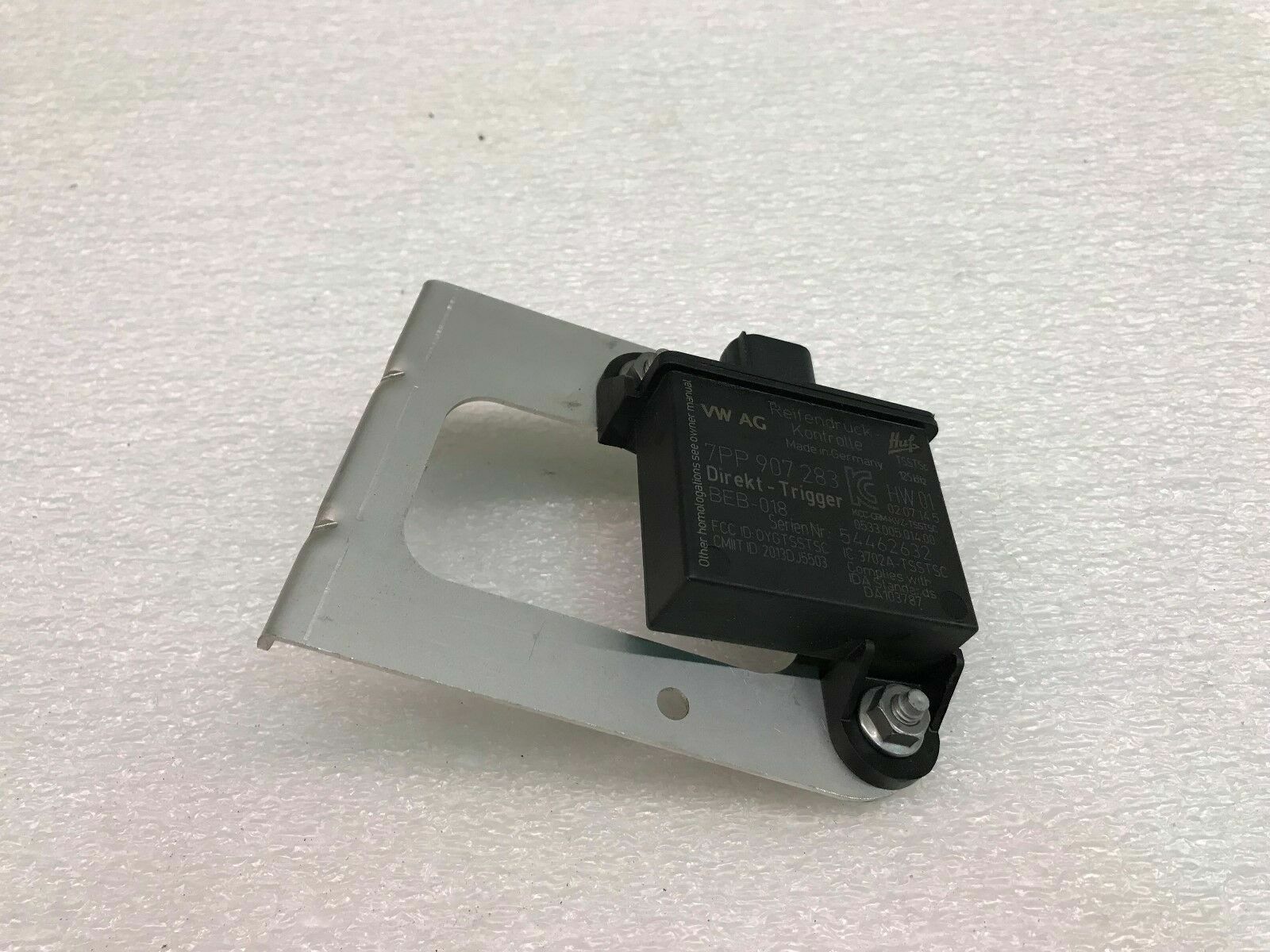 LAMBORGHINI HURACAN 610 TIRE PRESSURE SENSOR ANTENNA WITH BRACKET OEM 7PP907283