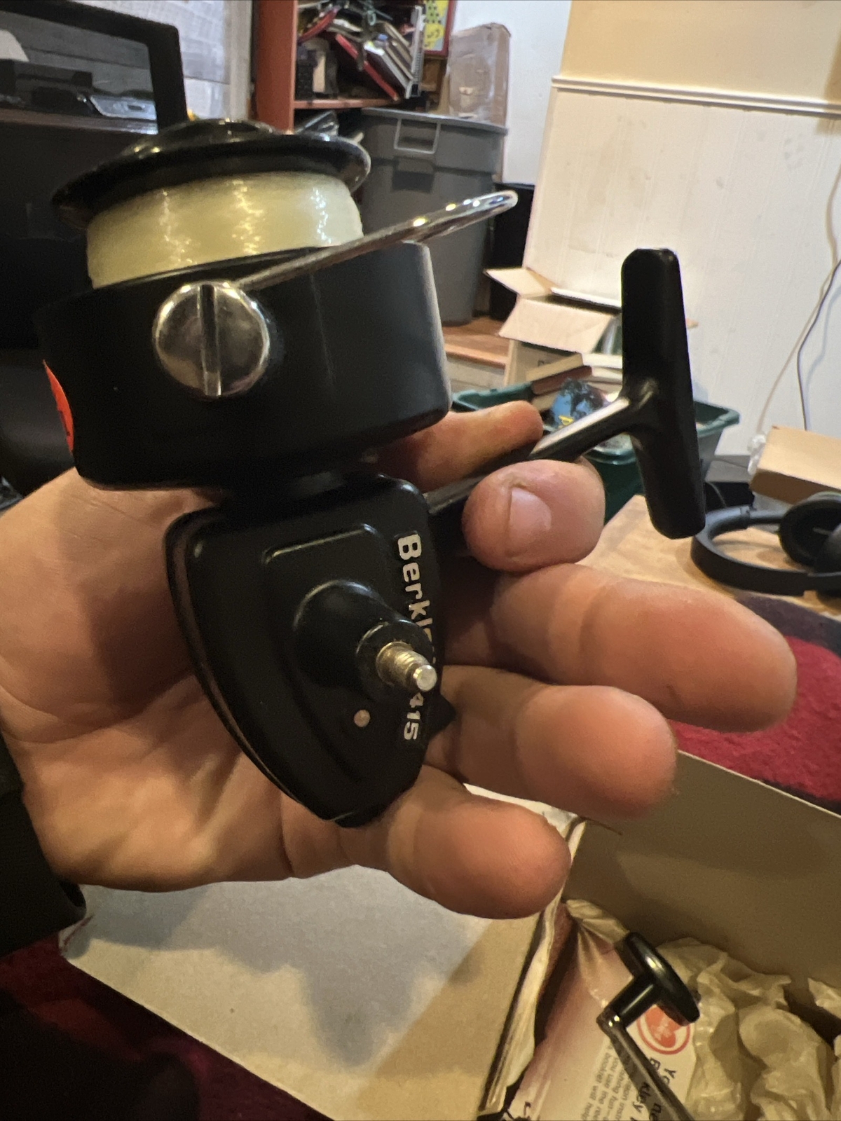 Vintage Berkley No.415 Japan USA Black Spinning Reel