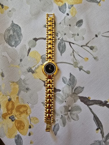 Raymond Weil Geneva 5839 Ladies Quartz Watch Gold Round Dial & Metal Band