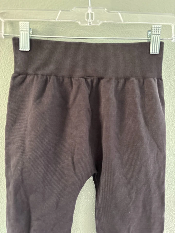 Medias negras para mujer Nikibiki estilo moto desgastadas Foto 3 de 4