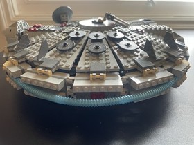 LEGO Star Wars: 2004 Millennium Falcon (4504) 100%, Minifigs, Manual, No box