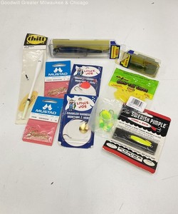 Various Fishing Pole Rod Accessories Bait Rigs Weights Lures Bobbers Line Hooks