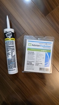 1 Advion Evolution Roach Gel Bait (4 Pack) + 1 DAP White Caulk | New (Home LOT)