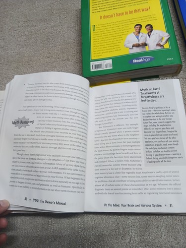 Lot of 4 "You" books by Dr. Oz & Dr. Roizen "You Staying Young" "You on a Diet" - Picture 8 of 19