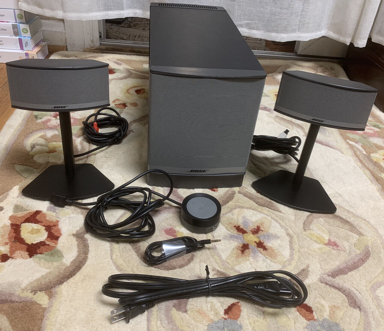 Bose Companion 5 Multimedia Speaker System. Subwoofer, Speakers 